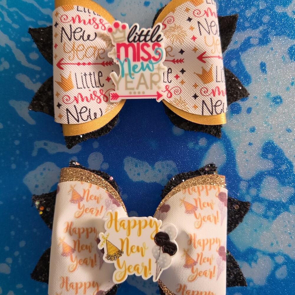 Custom New Years & HANDMADE Hair Bows